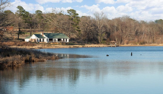 The LakeHouse At Twisted Oak
