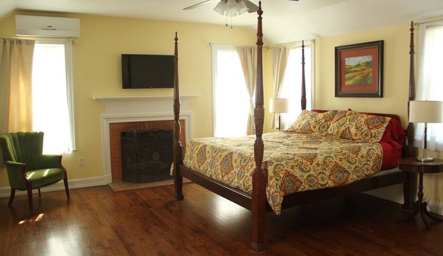 The Oaks Bed and Breakfast