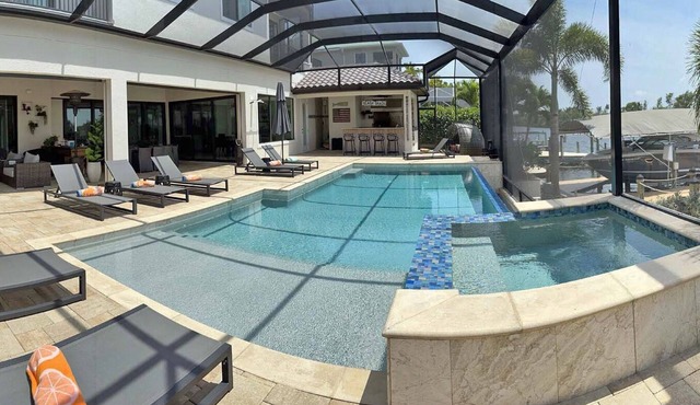 The One: Modern Style Prime Home, West Exposure, WOW View +Sunset@Spreader Canal