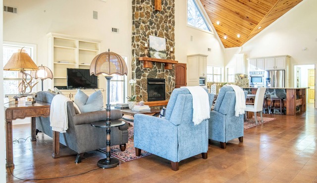 The Perfect Oxford Basecamp for Families, Friends & Rebels