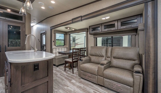 Triple W Grand Design Reflection RV in Tyler