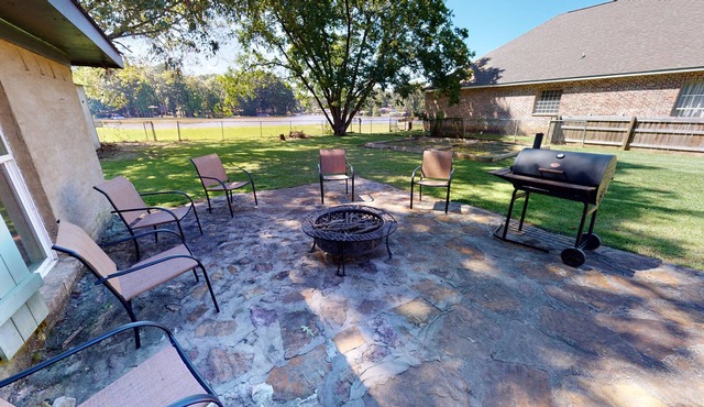 Turtle Creek - Waterfront & Located Directly by Boat Slip