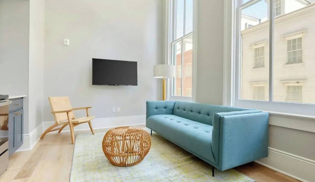 Two-Unit Canal Street Stay Near French Quarter + Bourbon St | The Harlequin