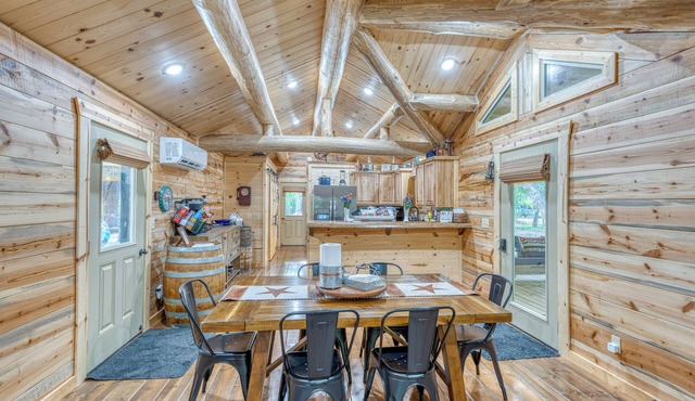 Ultimate Riverfront Retreat! Blanco Family Cabin in Blanco