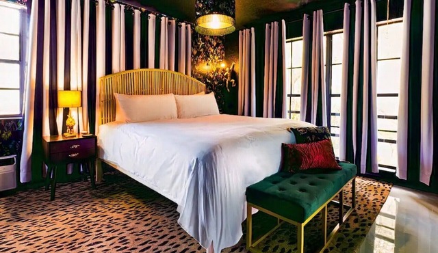 UNFORGETTABLE STUDIO NEAR LAS OLAS BEACH | GARDEN