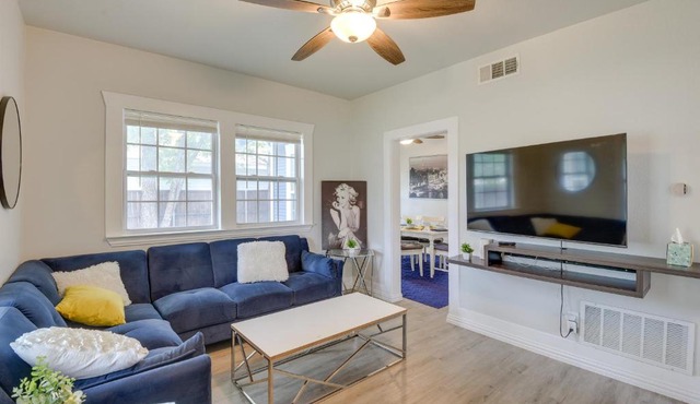 Vacation Rental Less Than Half Mi to ATandT Stadium