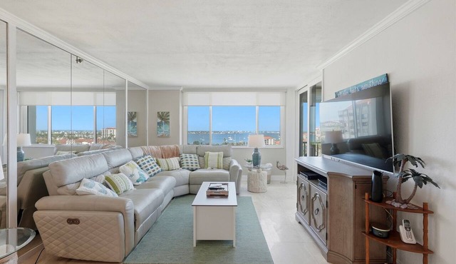 Waterfront Isla del Sol Condo w Balcony & Pool