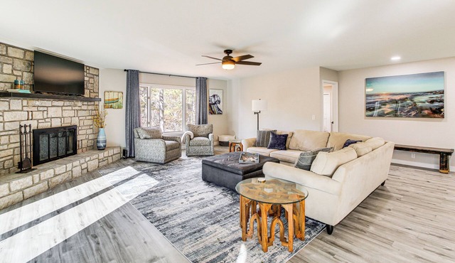 Waterfront Lake Coronado Home w/Deck & Views