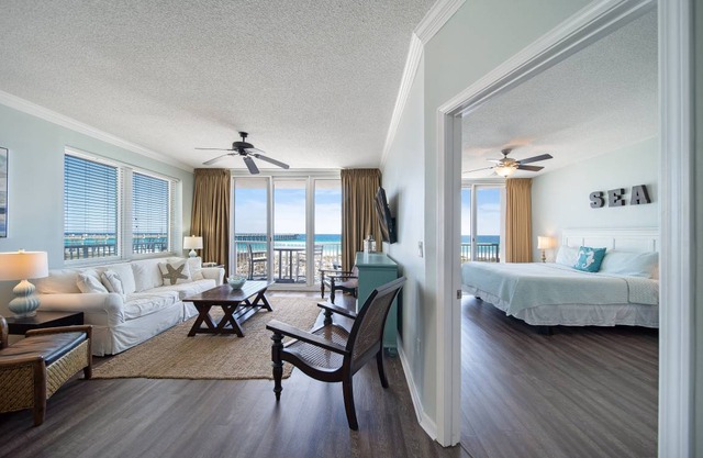 130 m² Condo ∙ 3 bedrooms ∙ 8 guests