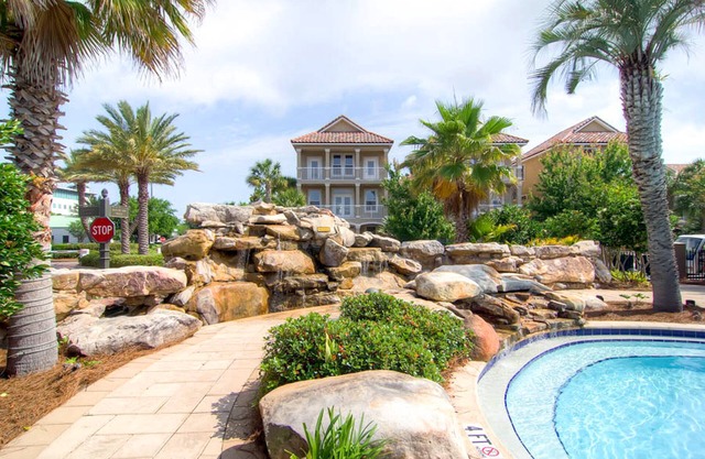 ☀3 Bikes-Beach Trolley-Lagoon Pool-2 King Rooms-Bunk Room-Destin'd To Be Here