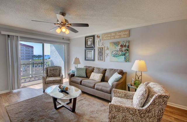 96 m² Condo ∙ 2 bedrooms ∙ 6 guests