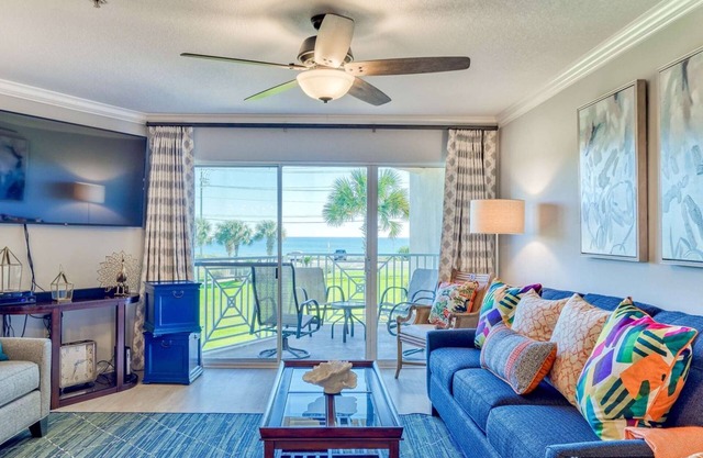 Amalfi Coast - Lovely Gulf Views - 2 BR/2 BA - Sleeps 6