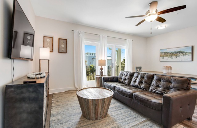 Beautiful Oceanside Home w/Fast WiFi, Balcony, Private W/D - Close to Beach
