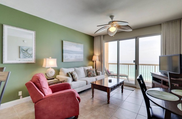 Calypso 805 East - Beach Chairs, Free Activities Each Day of Stay, and More