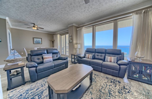 Condo ∙ 2 bedrooms ∙ 5 guests