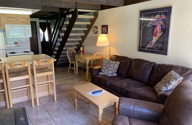 Condo in the mountains! in Red River