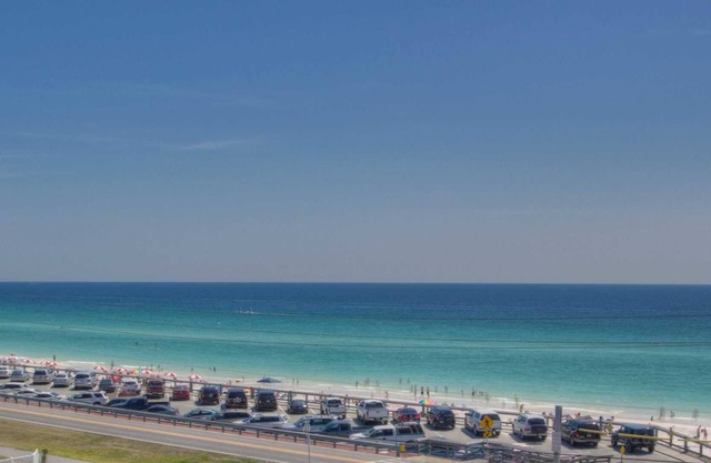 CV 403 Pet Friendly--Gulf view 3 Bed /3Bath Plus Beach Service in Season