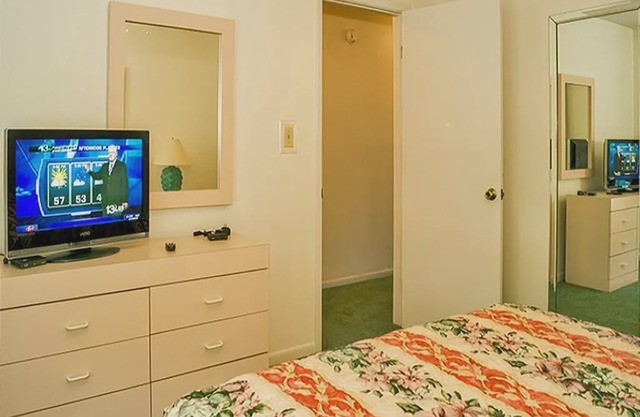 Emerald Shores Resort 2001 - 627850: 1 BR, 1.5 BA Condominium in Panama City Beach, Sleeps 6