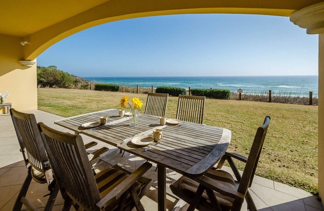 Fall Stays Available! Gulf Front Luxury Condo! Quick access to the beach and pools!