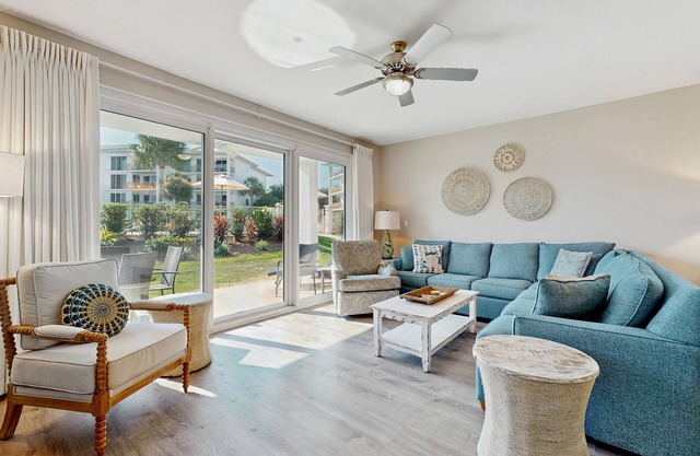 Great condo just steps from the Gulf waters with hot tub, pool & pickleball