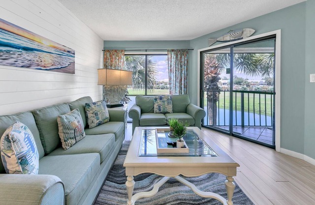 ⛵Great Location-Balcony-Edgewater Golf Villa 1409⛵