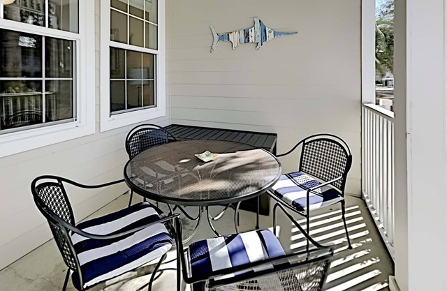 Ground Floor Condo, Access to Resort Amenities!