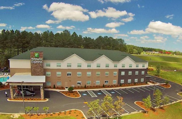 Holiday Inn Express DeFuniak Springs