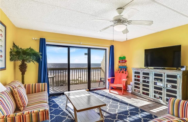 Located right on the beachfront, this bright, cheerful and beautiful well-appointed Villa.