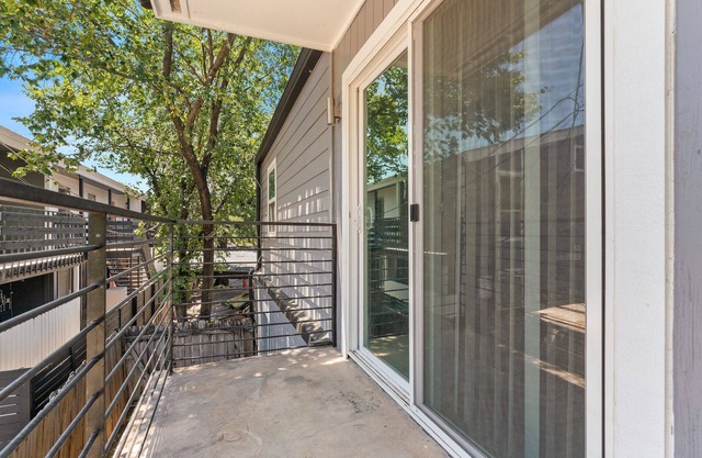 Modern 2BR Near UT | Hyde Park | Evonify 3064 in Austin