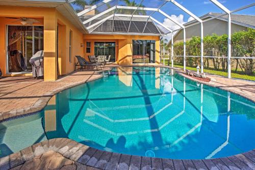 Naples Home w/Pool, Extended Stays Welcome!