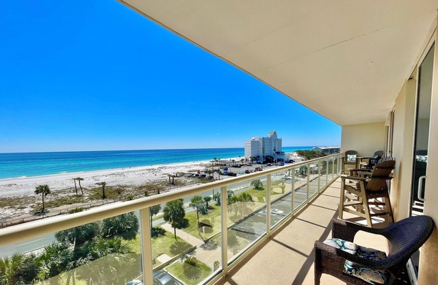 Sabine Yacht Racquet Club 