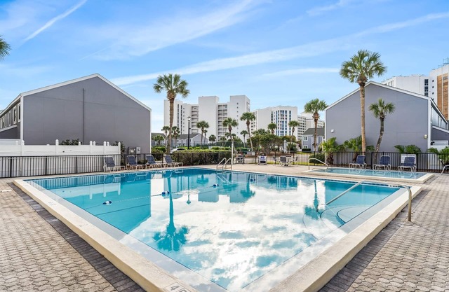 Shore Beats Work | 3 Bed, 2 Bath