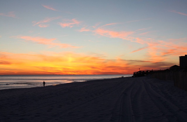 Southbay by the Gulf, 3 BR, Pool out Front Door, Gas Grill, 5min walk to beach