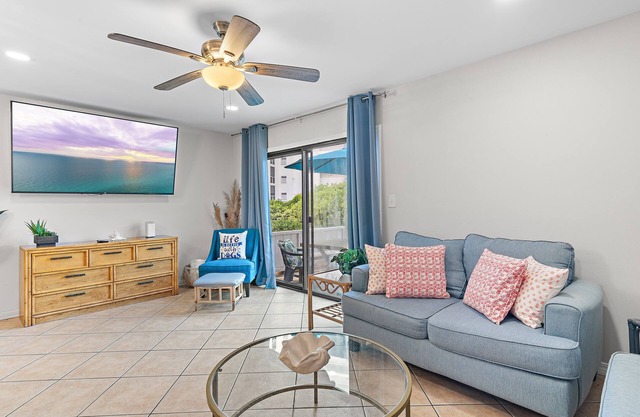 Steps 2 Priv Bch~Pools~Renovated~PetFriendly~SouthBay by the Gulf 122 Salty Paws