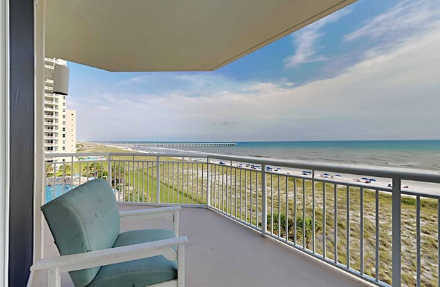 The Pearl of Navarre #401 - Gulf Front Condo!
