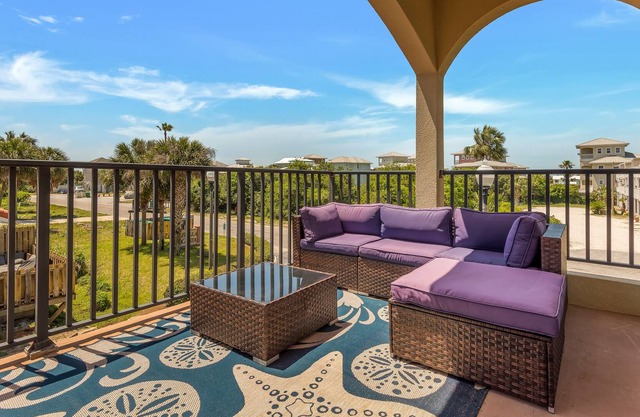 Walk 2 Beach ~ Two Private Balconies ~ Patio ~ Pool ~ 4BR Bella Costa 162