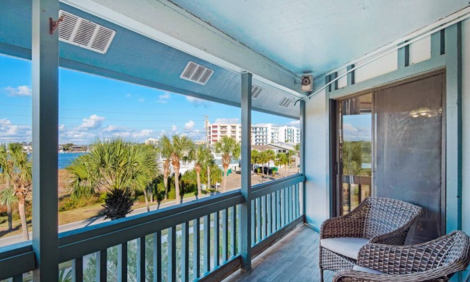 Holiday Isle House | 106 m² House ∙ 2 bedrooms ∙ 8 guests