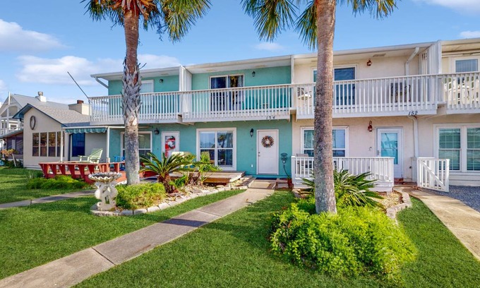 Gulf Aire House | 107 m² House ∙ 2 bedrooms ∙ 6 guests