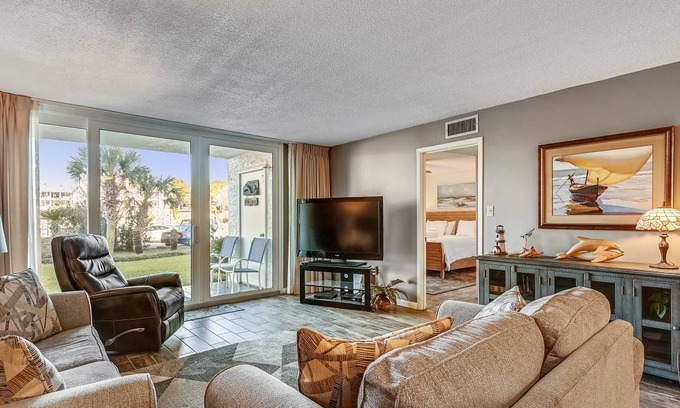 Holiday Isle Condo | 109 m² Condo ∙ 2 bedrooms ∙ 6 guests