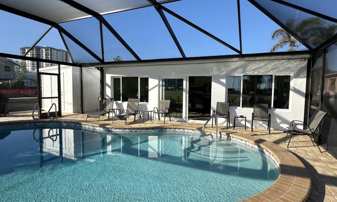 Mid Island House | 111 m² House ∙ 3 bedrooms ∙ 6 guests
