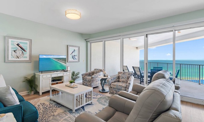 Four Mile Village Condo | 113 m² Condo ∙ 2 bedrooms ∙ 6 guests