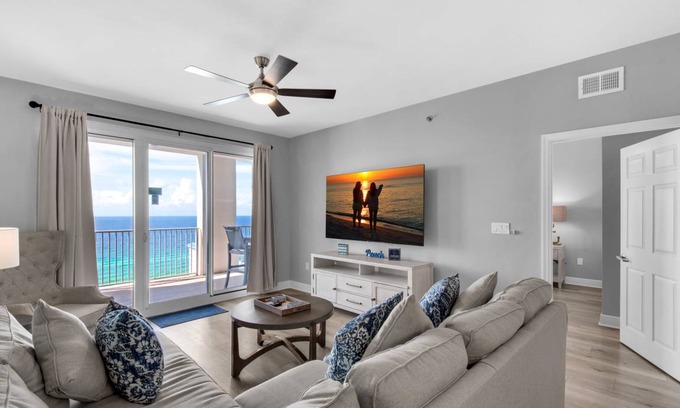 Seaspray Condo | 114 m² Condo ∙ 3 bedrooms ∙ 6 guests