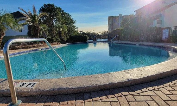 Gulf Lagoon Beach Condo | 123 m² Condo ∙ 3 bedrooms ∙ 8 guests