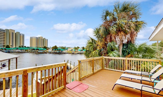 Bayside Park House | 123 m² House ∙ 3 bedrooms ∙ 8 guests