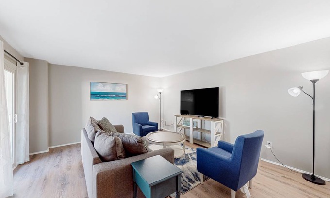 Pensacola Beach Condo | 132 m² Condo ∙ 2 bedrooms ∙ 6 guests