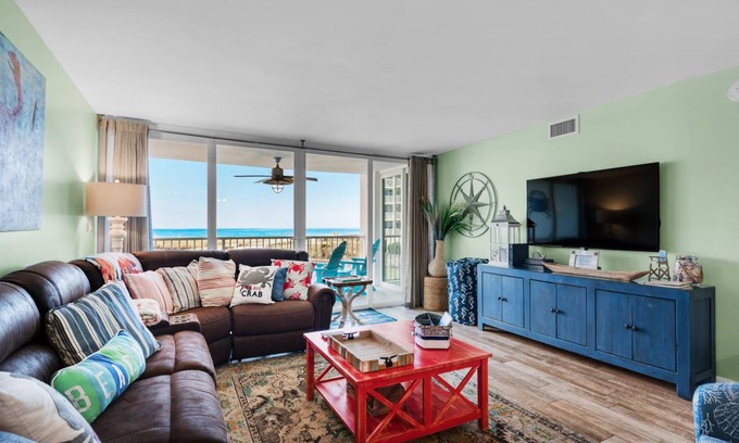 Holiday Isle Condo | 133 m² Condo ∙ 2 bedrooms ∙ 6 guests