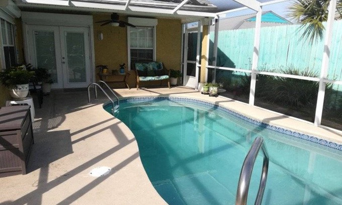 Bel Air House | 133 m² House ∙ 3 bedrooms ∙ 8 guests