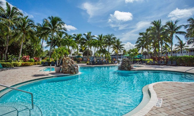 Naples Condo | 135 m² Condo ∙ 3 bedrooms ∙ 8 guests