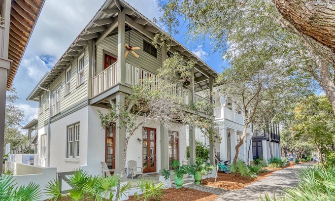 Rosemary Beach House | 164 m² House ∙ 3 bedrooms ∙ 8 guests