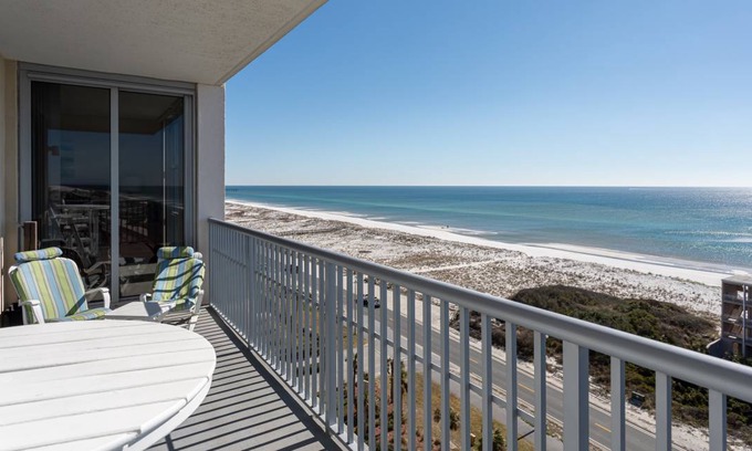 Pensacola Beach Condo | 174 m² Condo ∙ 3 bedrooms ∙ 6 guests